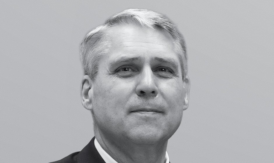tim_solberg_940x560_blackwhite_newgraybg_ok.jpg