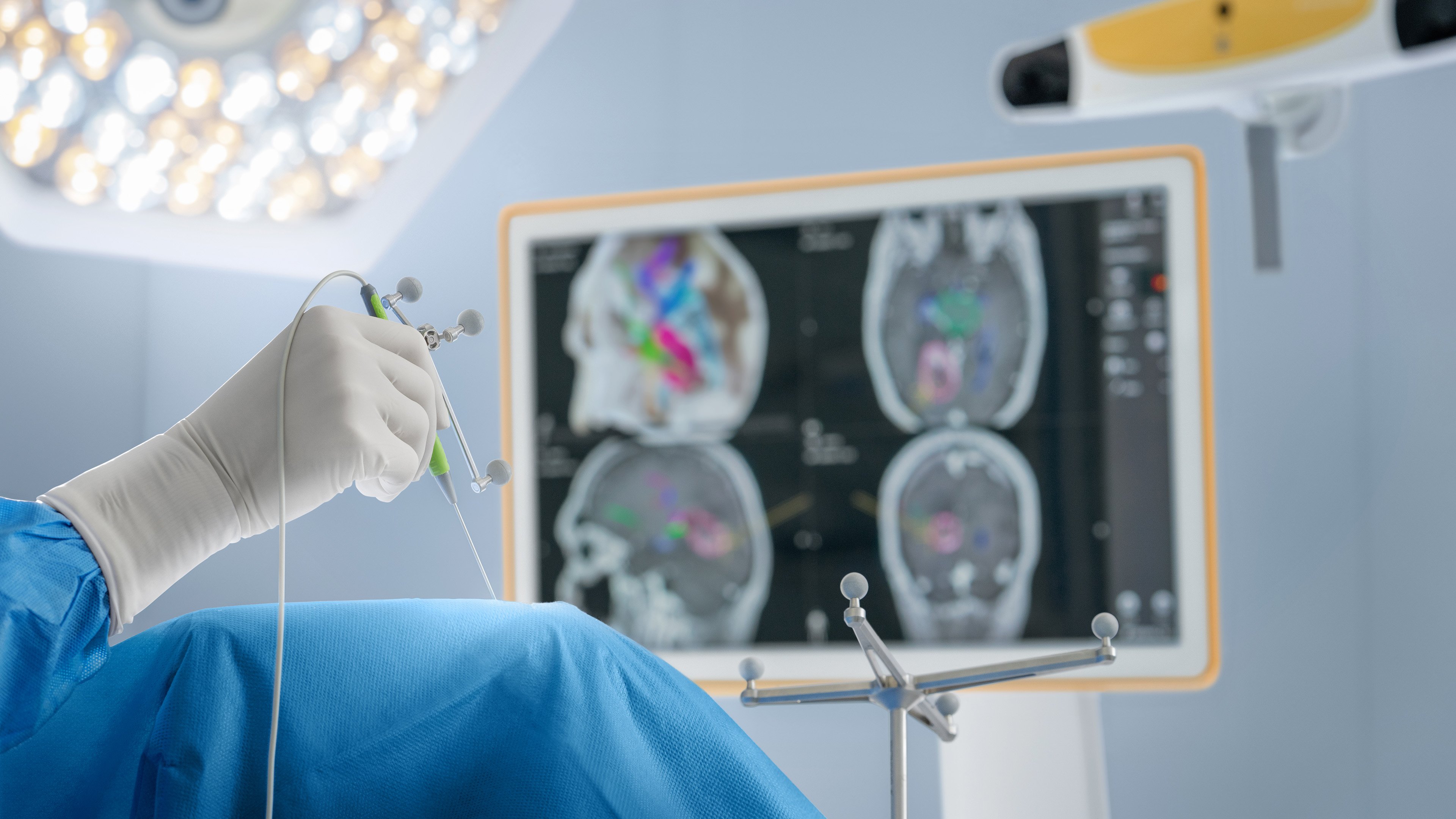intraoperative_neuromonitoring_key_benefit_2.jpg
