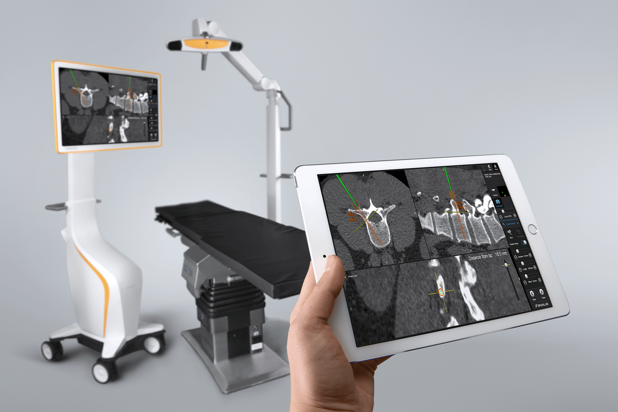 Tablet wirelessly connected to Curve Navigation, enabling control from anywhere in the O.R.