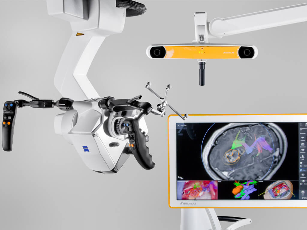 Microscope Navigation - 神経線維情報を含め、プラン二ングされた解剖学的構造を拡張現実（AR）表示